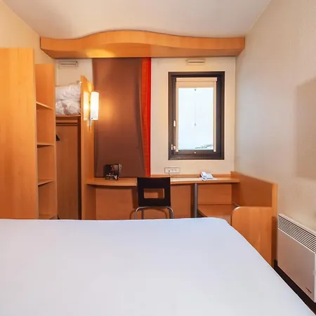 ibis Paris Pont de Suresnes Longchamp-3