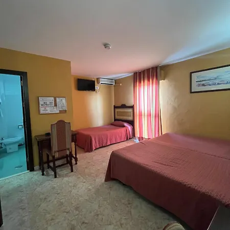Hotel La Barca-3