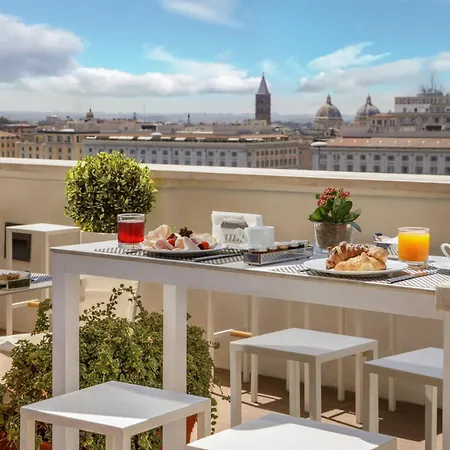 The Independent Hotel-3