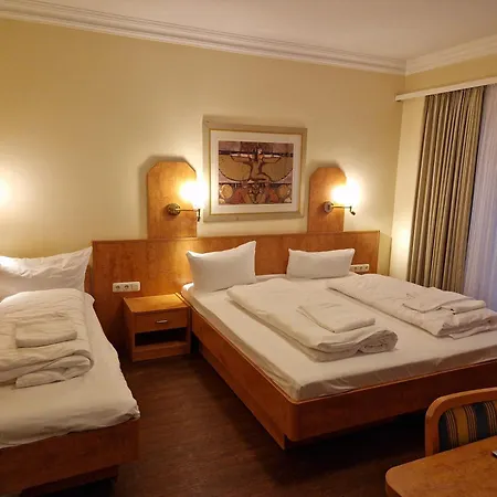 Hotel Wikinger Hof-2