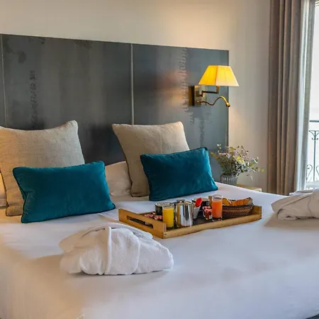 Hotel De La Plage - Saint Jean De Luz-3