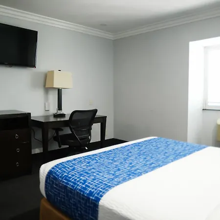 Days Inn By Wyndham West Covina-3