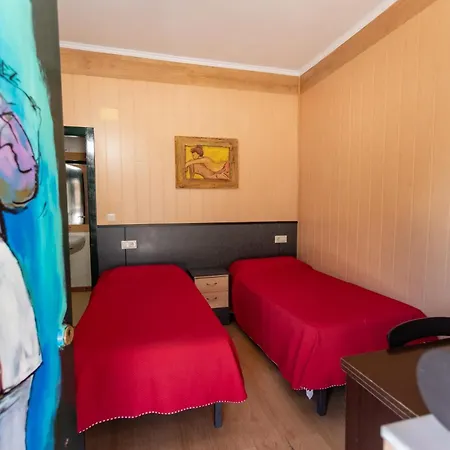 Hostal - Bungalows Camping Cáceres-2