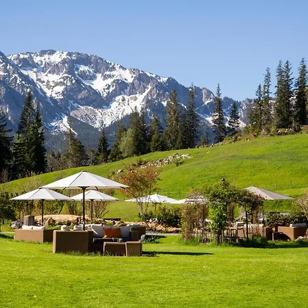 Berghotel Schlossanger Alp-3