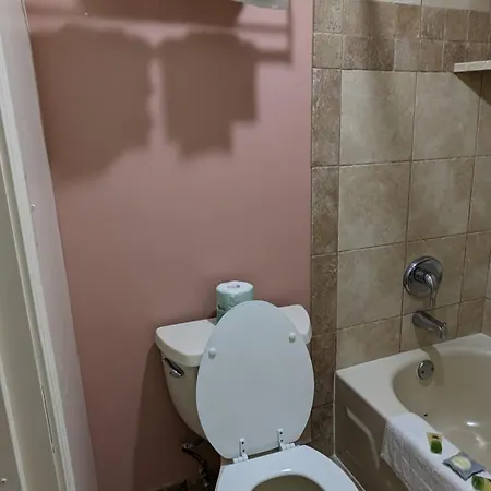 Portland Value Inn-3
