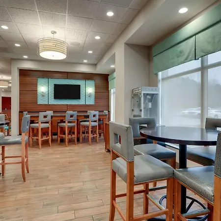 Drury Inn & Suites Charlotte Arrowood-3