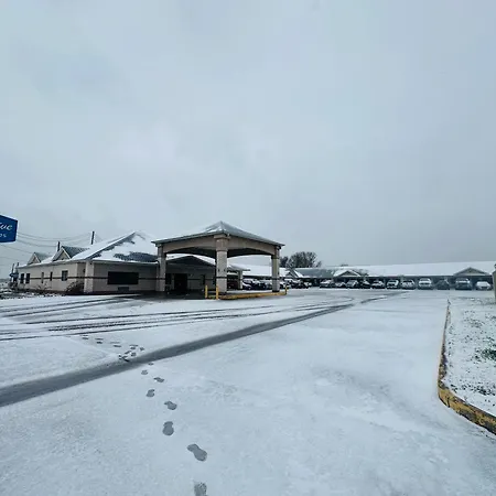 Executive Inn & Suites West Columbia-3