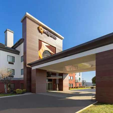 La Quinta By Wyndham Loudon-2