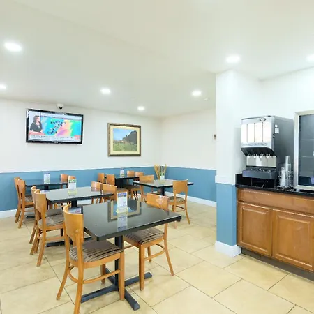 Quality Inn Holbrook Near Petrified Forest-2