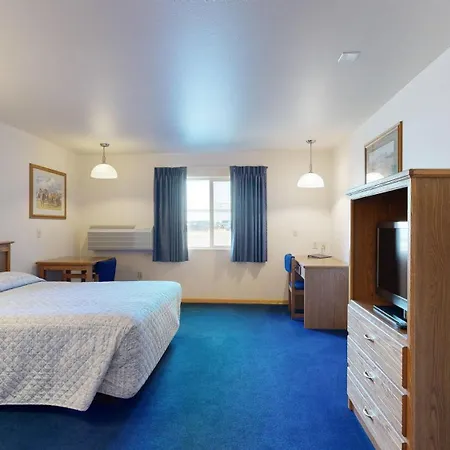 Western Executive Inn-3