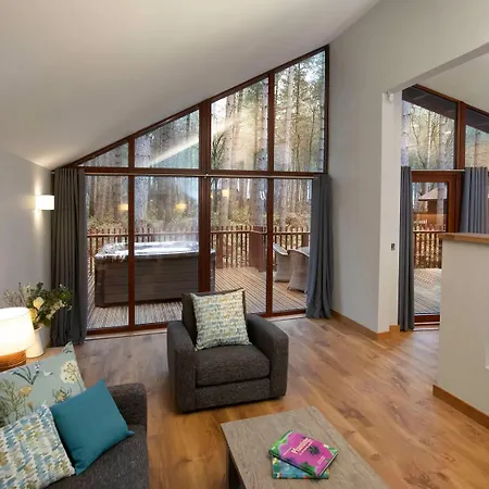Blackwood Forest Cabins - Forest Holidays-3