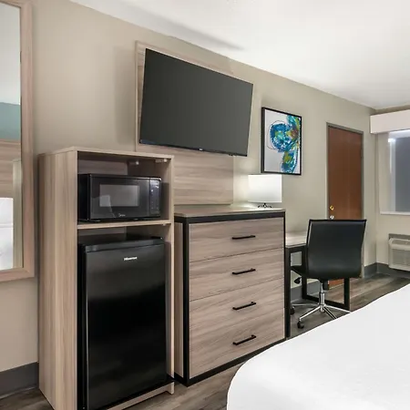 Best Western Park City Wichita North-3