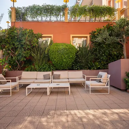 Hotel Careni Villa Italia-3