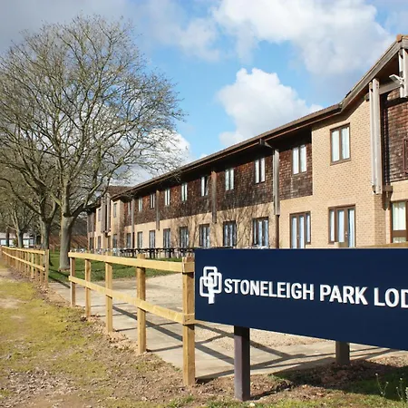 Stoneleigh Park Lodge-2