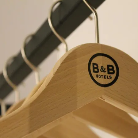 B&B HOTEL Toulouse Cité de l'Espace Mouchotte-3