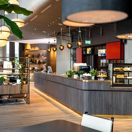 Radisson Blu Hotel At Porsche Design Tower Stuttgart-2