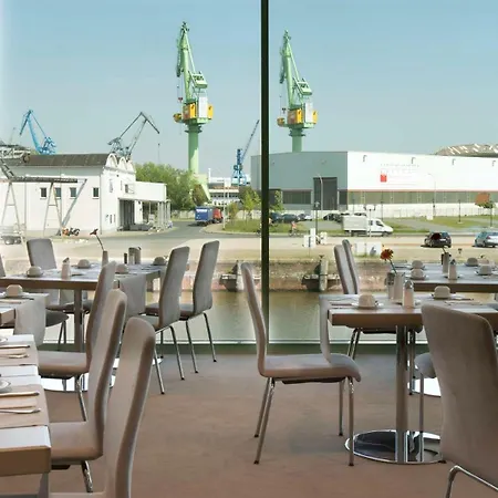 Best Western Plus Hotel Bremerhaven-3