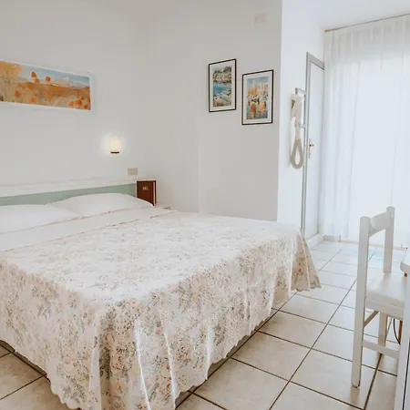 Hotel Gabriella-3