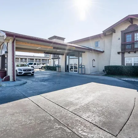 Oyo Hotel Tulsa N Sheridan Rd & Airport-3