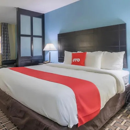 Oyo Hotel Knoxville Tn Cedar Bluff I-40-2