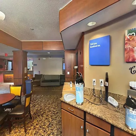 Fairbridge Inn & Suites Batavia-Darien Amusement Park-2