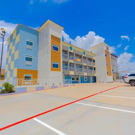 La Vyoma Villas, Westpark Hwy 6-2