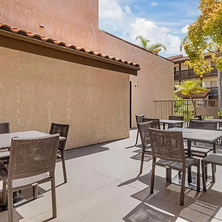 Best Western Carlsbad By The Sea-2