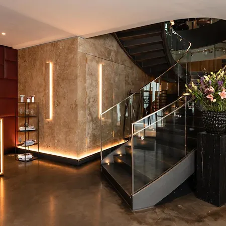 DO&CO Hotel München-3