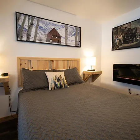Alpine Lodge Hotel-2
