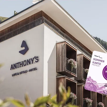 Anthony'S Life & Style Hotel-3