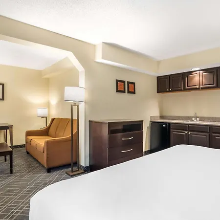 Comfort Inn & Suites Lake Norman-3
