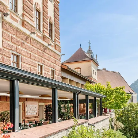 Hotel Schloss Duernstein-2