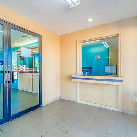 Executive Inn Port Lavaca By Oyo-2