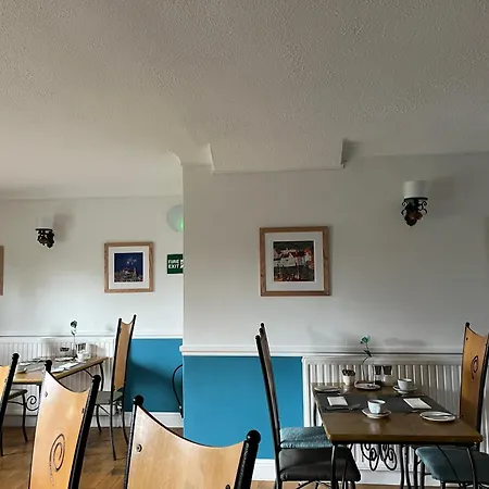 Poppies Hotel-3