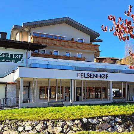 Familienhotel Felsenhof-2