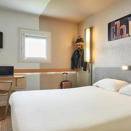 ibis budget Versailles Chateau Saint cyr l'Ecole-3