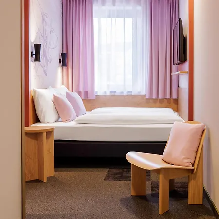 McDreams Hotel Wuppertal City-3