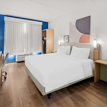 Spark By Hilton Woodbridge-2
