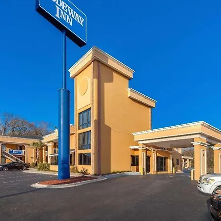 Rodeway Inn Lumberton Central-2