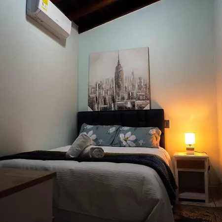 Hotel Corona House-2