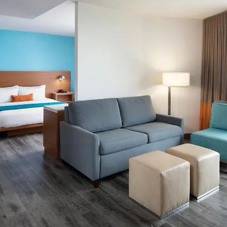 Shore Hotel-2