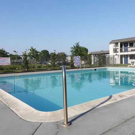 Motel 6-Claremont, Ca-3