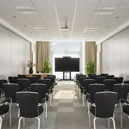 Nh Vienna Airport Conference Center-3