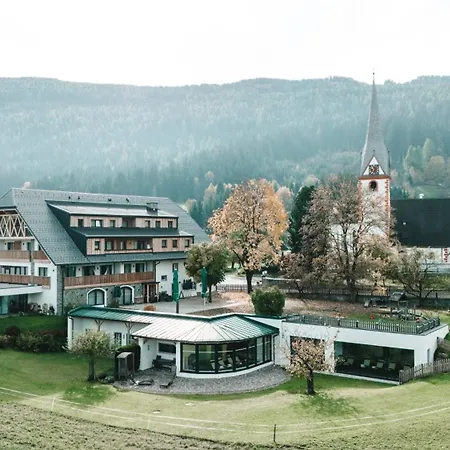 Landgasthof und Biobauer Löckerwirt-3