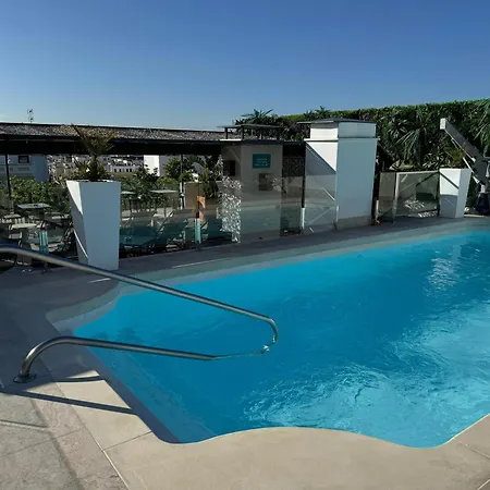 Hotel Becquer-3