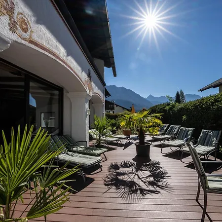 Parkhotel Wallgau 4 Sterne Superior Alpenjuwel mit Spa Genuss, Golf&Wellness in der Karwendel-Region Tradition trifft Eleganz im stilvollen Rückzugsort-3