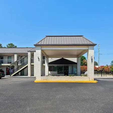 Quality Inn Raeford-3