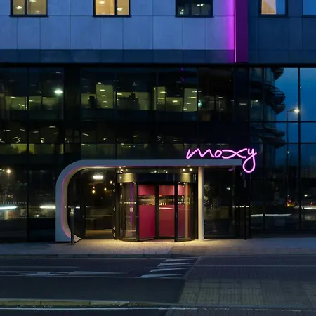 Moxy Southampton-3