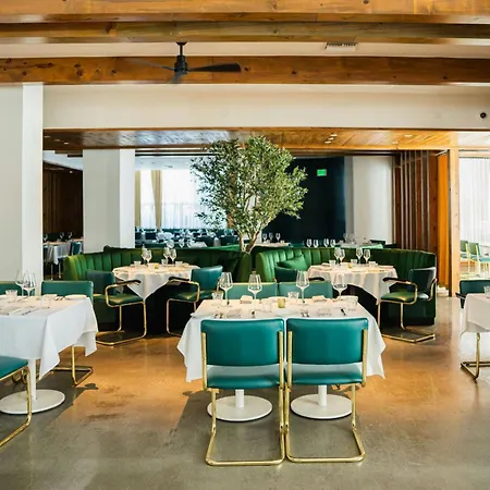 Cadillac Hotel & Beach Club, Autograph Collection-3
