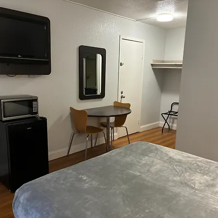 Motel 6 - Pensacola West-2